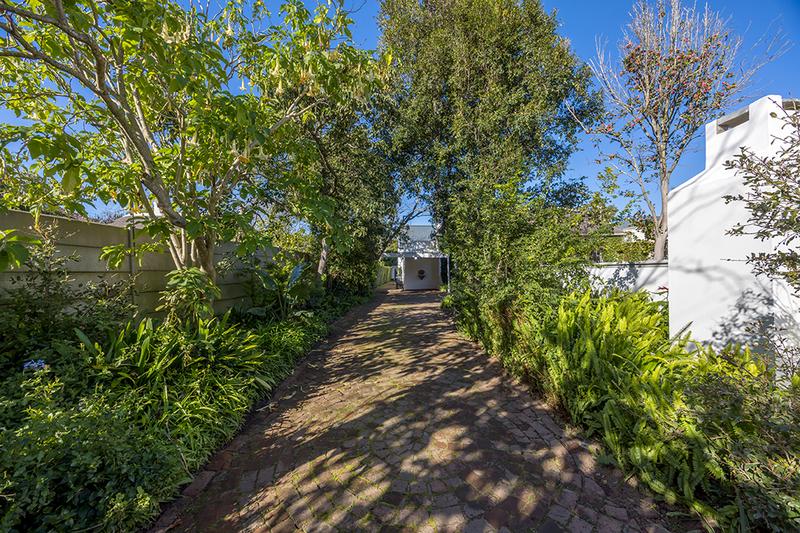 4 Bedroom Property for Sale in Claremont Western Cape